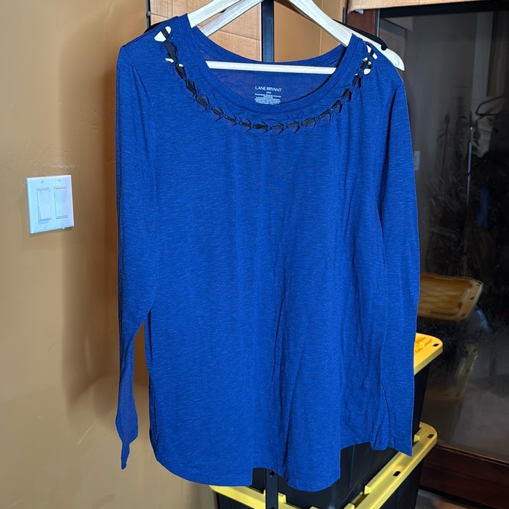 Lane Bryant Royal Blue Faux Leather Ribbon Detail Top Size 14/16 1X - Picture 2 of 5